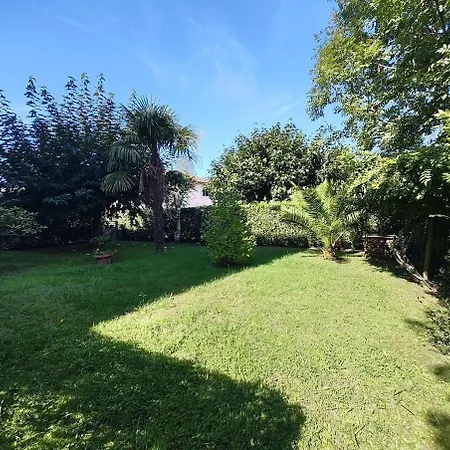 Lejlighed Rez-de-jardin Calme A - Grand Jardin Prive